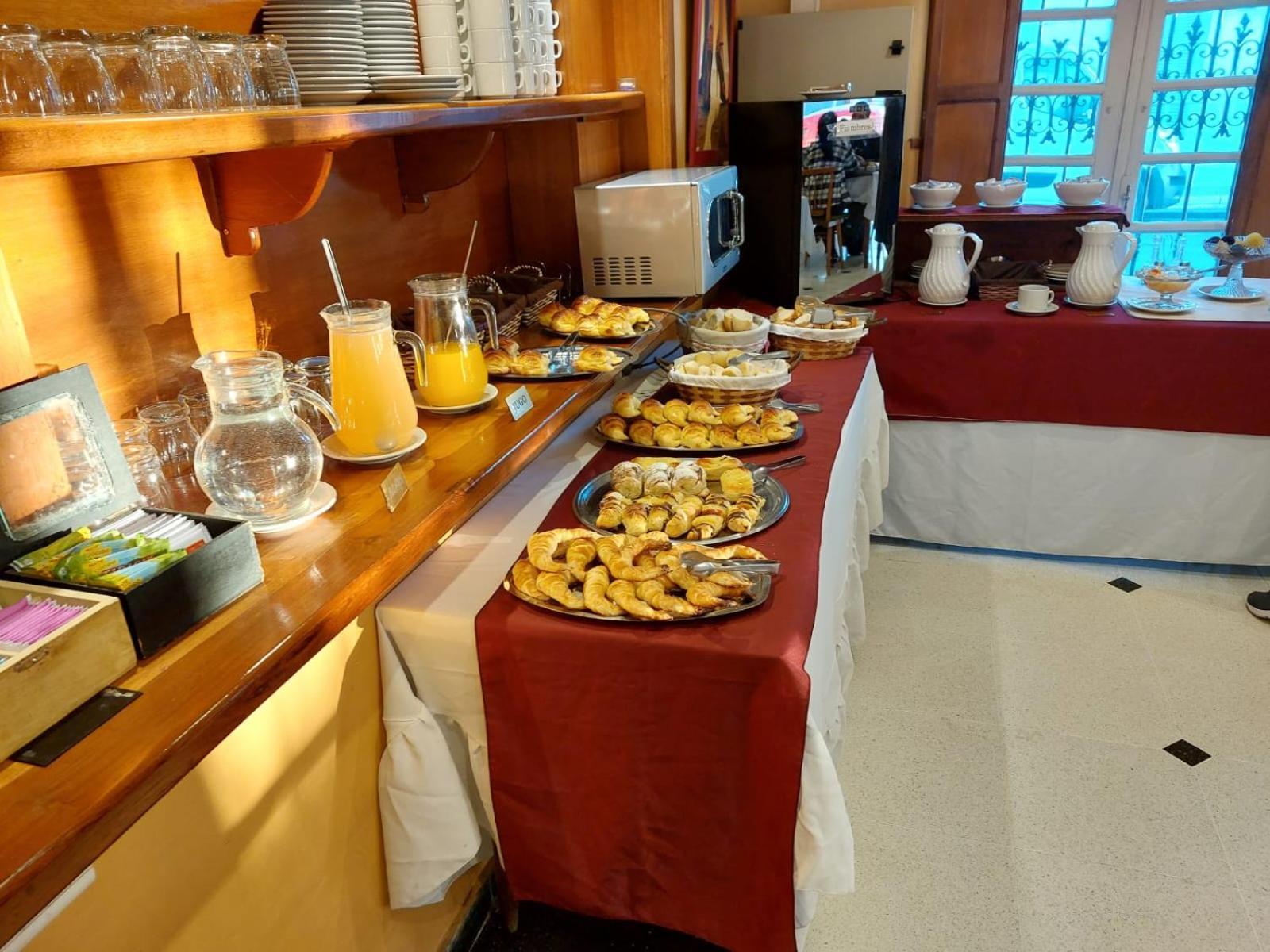 Hotel Francia Tandil Zewnętrze zdjęcie