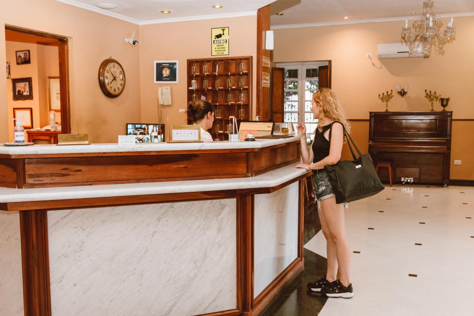 Hotel Francia Tandil Zewnętrze zdjęcie